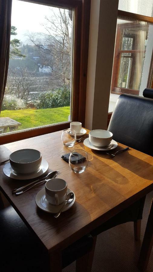 Bed and Breakfast Breton House Portree Esterno foto