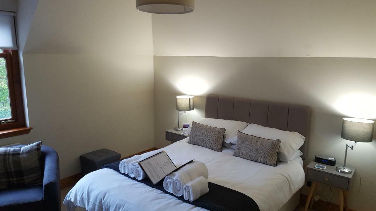 Bed and Breakfast Breton House Portree Esterno foto